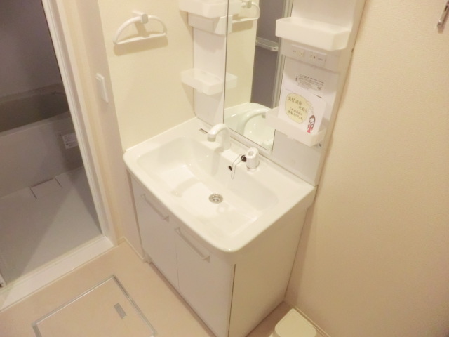 13/30 洗面