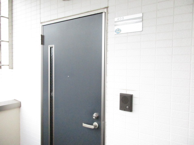 22/30 エントランス