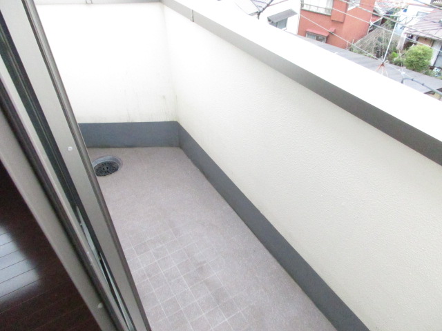 13/30 バルコニー