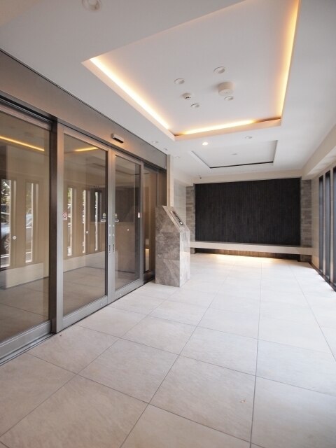 14/20 エントランス