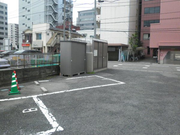 22/29 駐車場