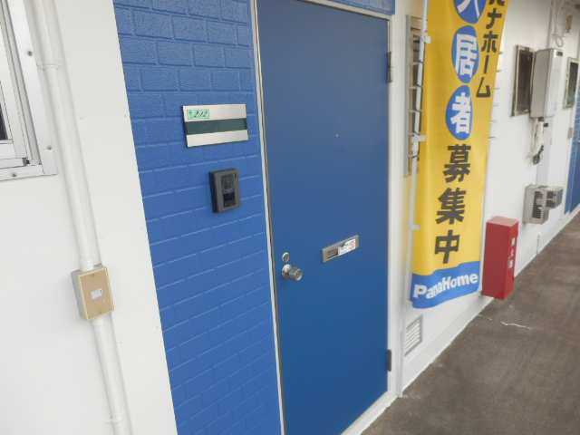 22/30 エントランス