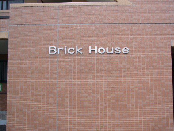 22/29 エントランス