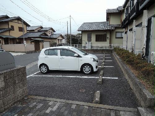 14/15 駐車場