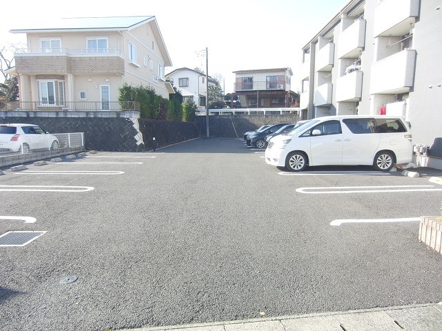 14/22 駐車場