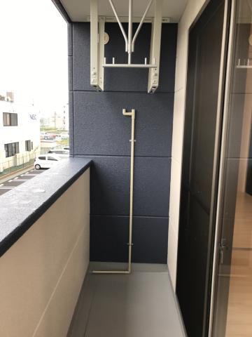 18/26 バルコニー