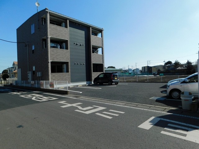 14/21 駐車場