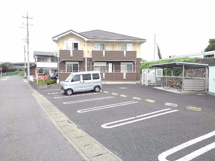 14/22 駐車場