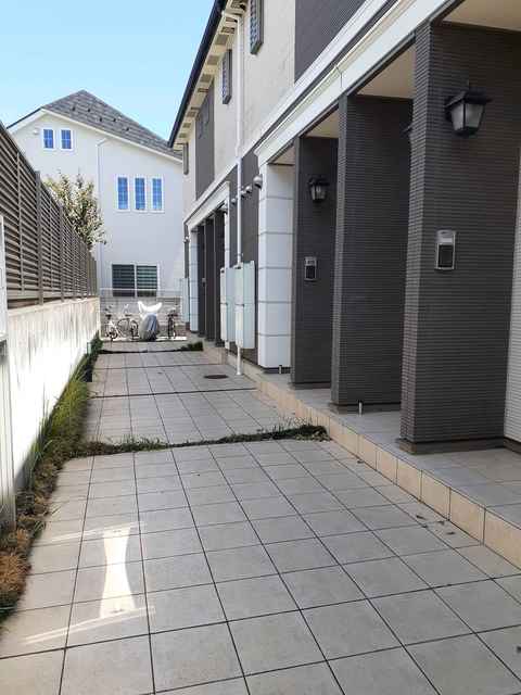 14/22 エントランス