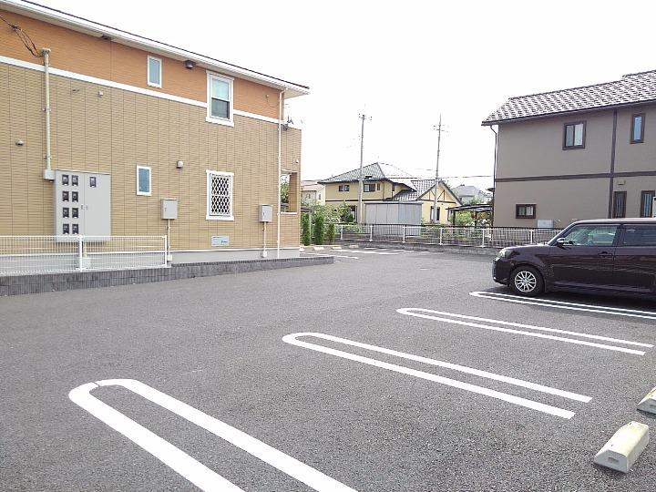 14/20 駐車場