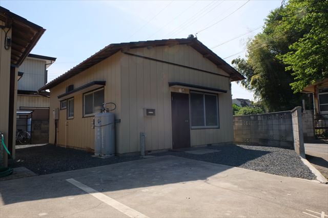 21/30 エントランス