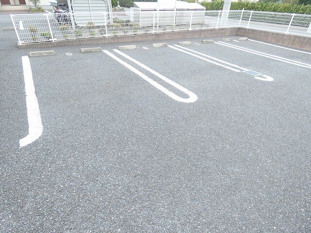 14/20 駐車場