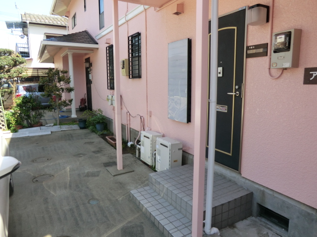 14/22 エントランス