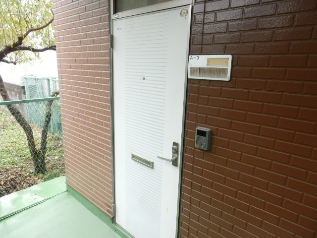 21/30 エントランス