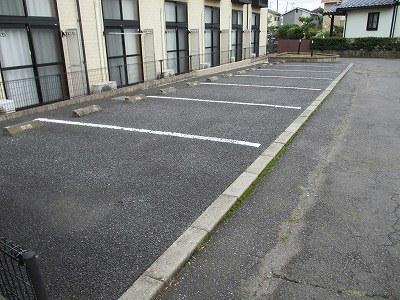 14/22 駐車場