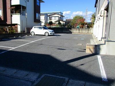 14/22 駐車場