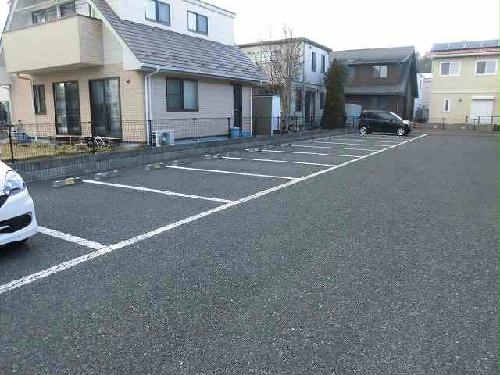 14/22 駐車場