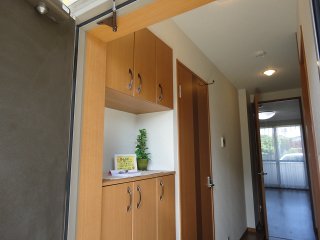 19/20 エントランス