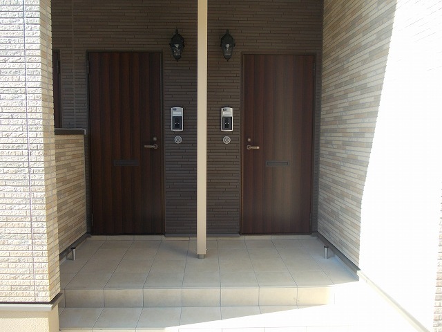 13/20 エントランス