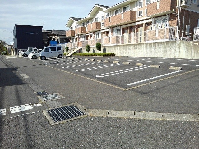 14/22 駐車場