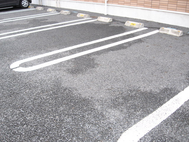 16/22 駐車場