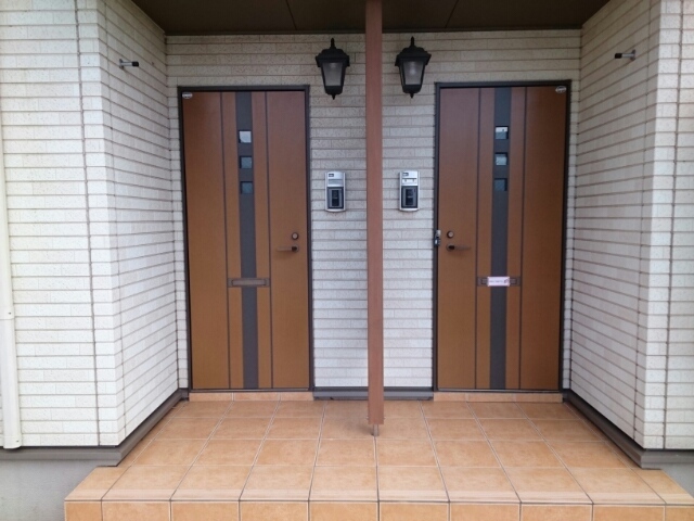 13/20 エントランス