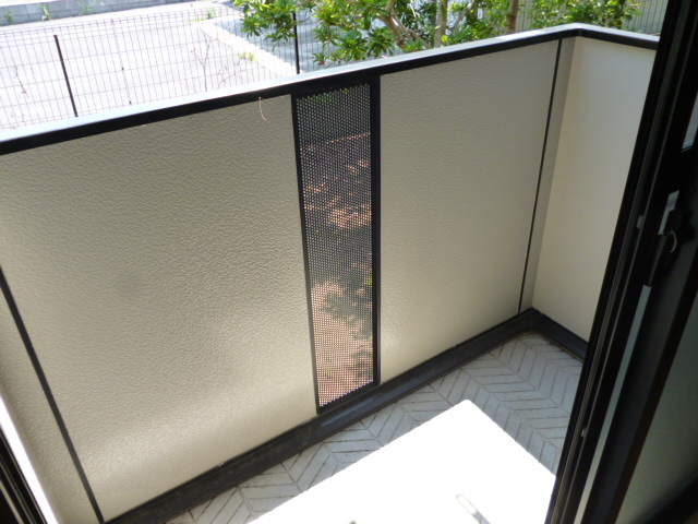 16/23 バルコニー