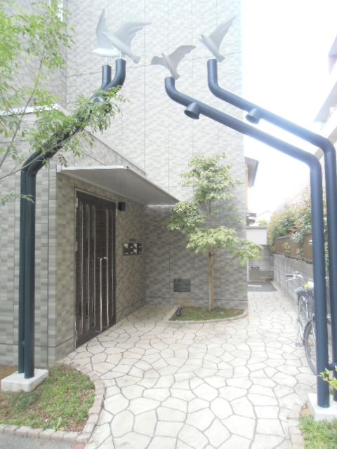 20/28 エントランス