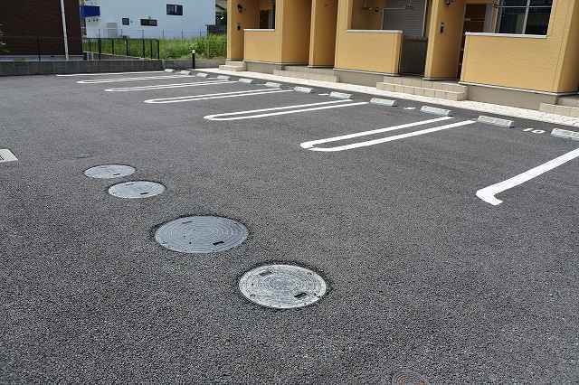 14/20 駐車場