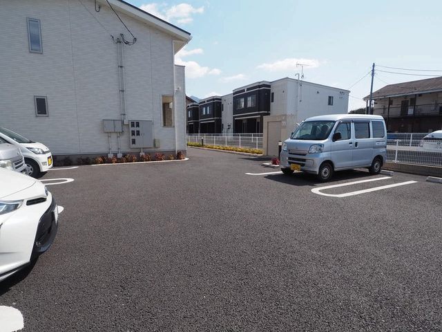 14/20 駐車場