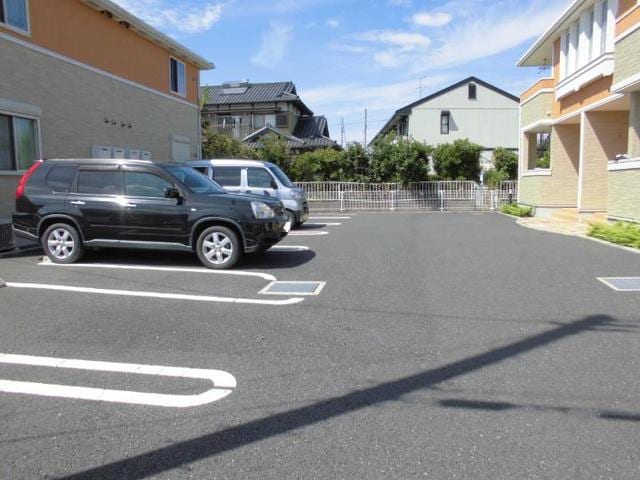 14/20 駐車場