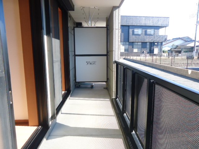 18/23 バルコニー