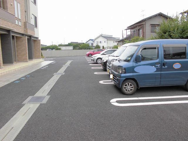 14/20 駐車場