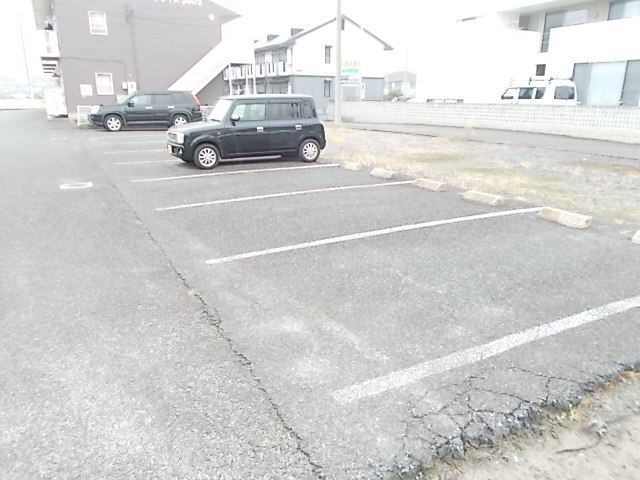 14/20 駐車場