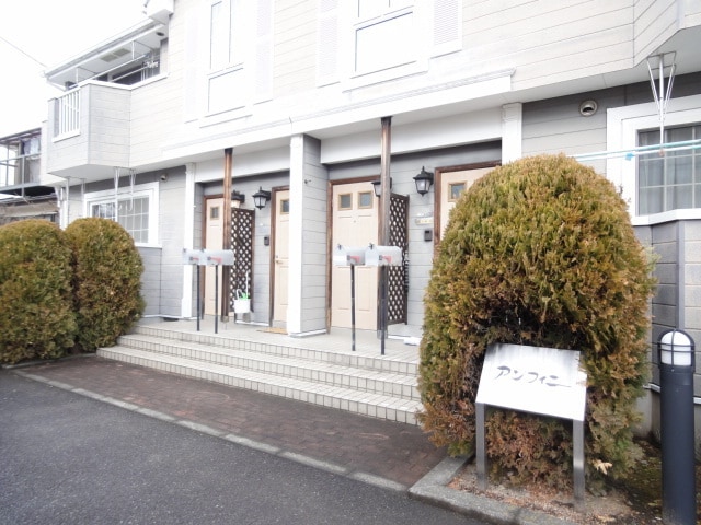 22/30 エントランス