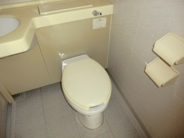 13/30 トイレ