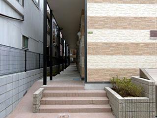 14/19 エントランス