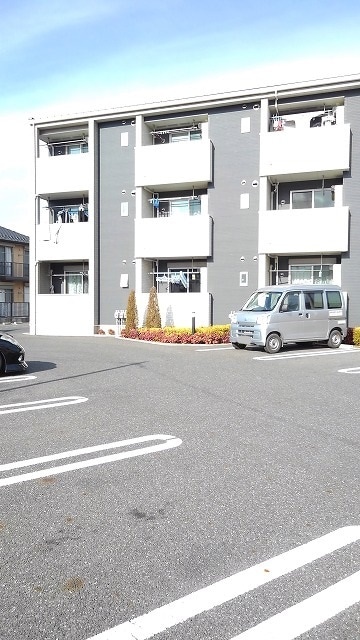3/6 駐車場