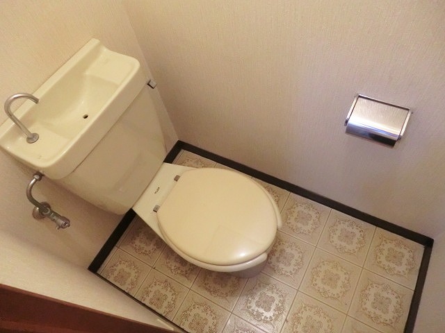 14/25 トイレ