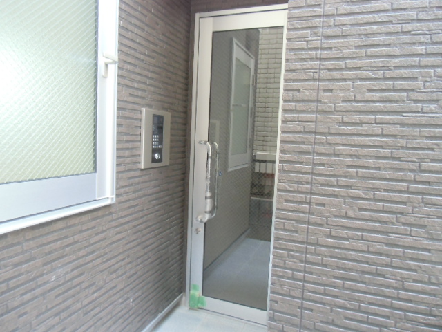 20/30 エントランス