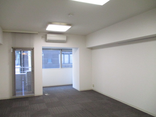 13/30 リビング/ダイニング