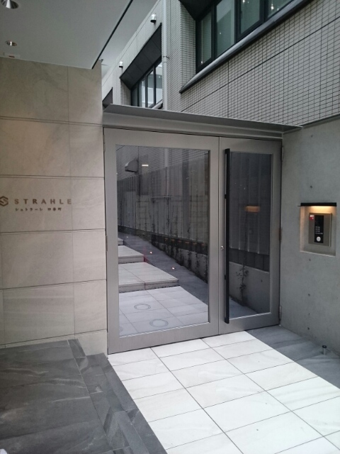 2/8 エントランス