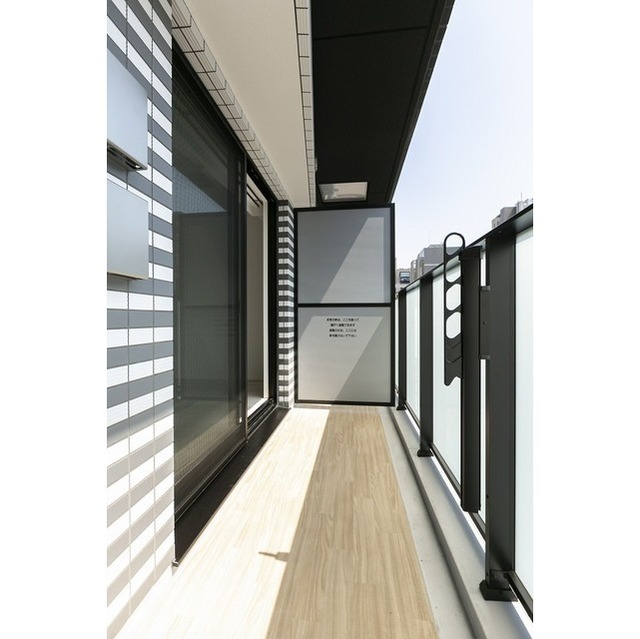 14/30 バルコニー