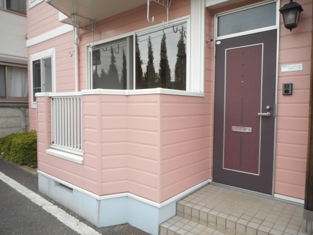 18/28 エントランス