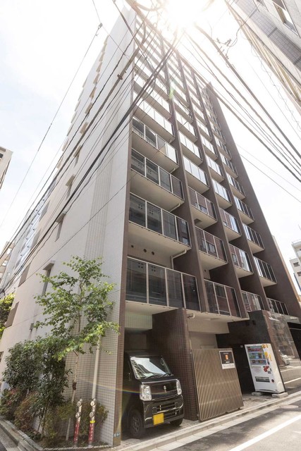 19/20 エントランス