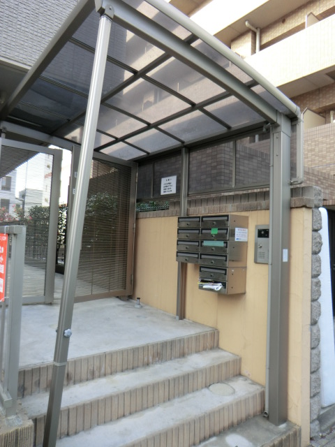 15/25 エントランス