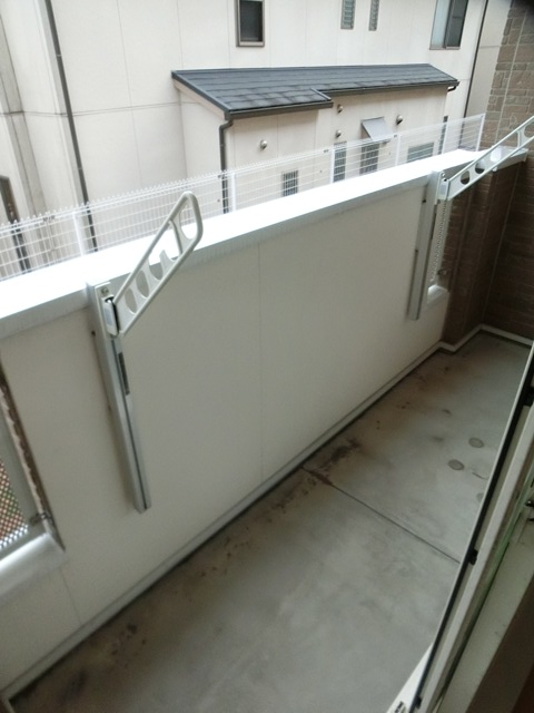 17/28 バルコニー
