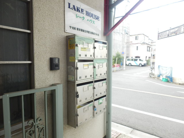 2/3 エントランス