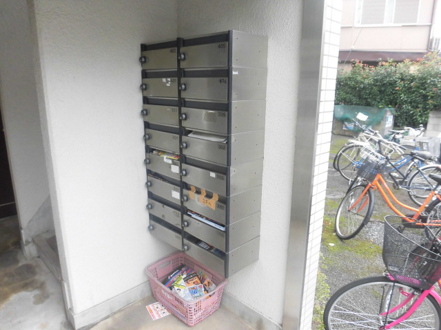 21/30 エントランス