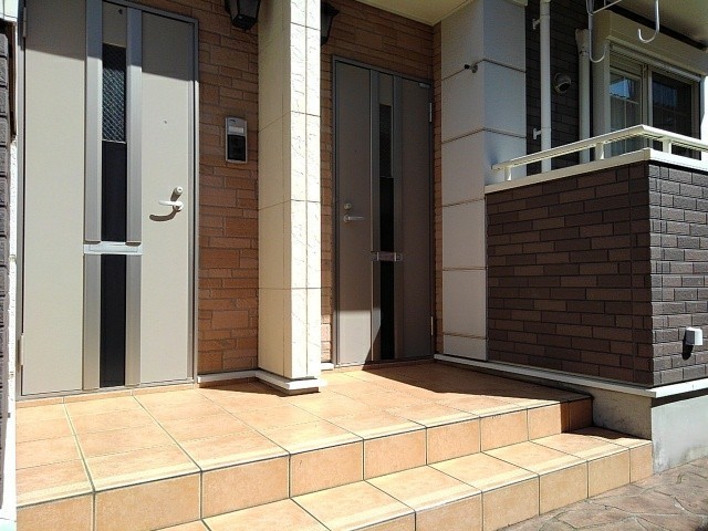 22/30 エントランス